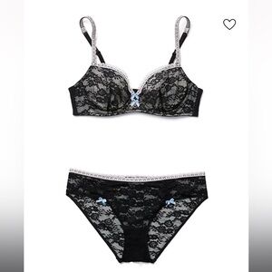 Adore Me Yassine Set